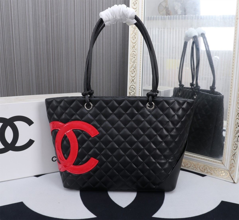 Ch**el shopping bags